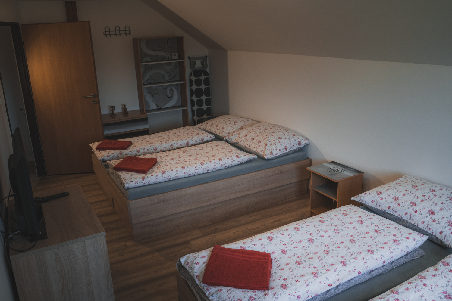 second bedroom image